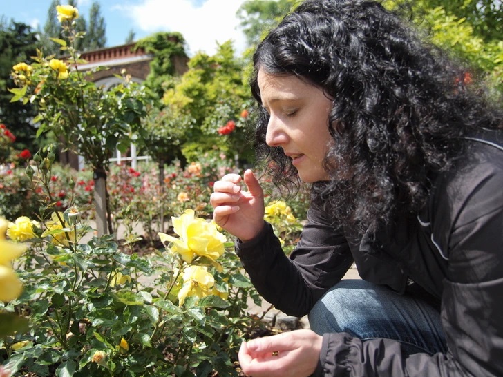 ۹ ویژگی که از تنها یکی از والدین خود به ارث می بریم