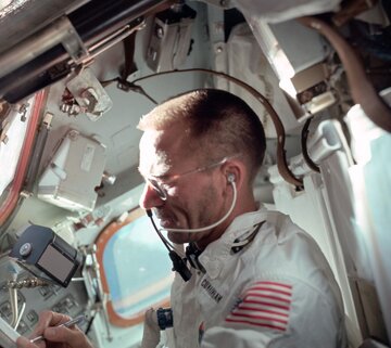 walter-cunningham-writing.jpg