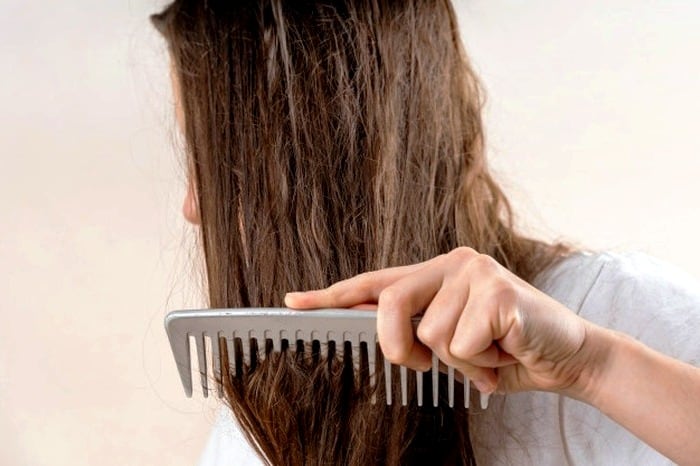 باز کردن موهای گره خورده در 6 مرحله 2 دقیقه‌ای