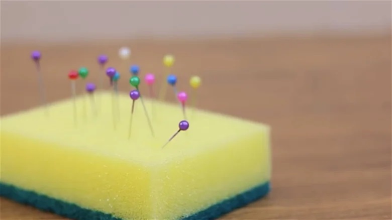 با این 13 ترفند خلاقانه با اسفنج قدیمی معجزه کن