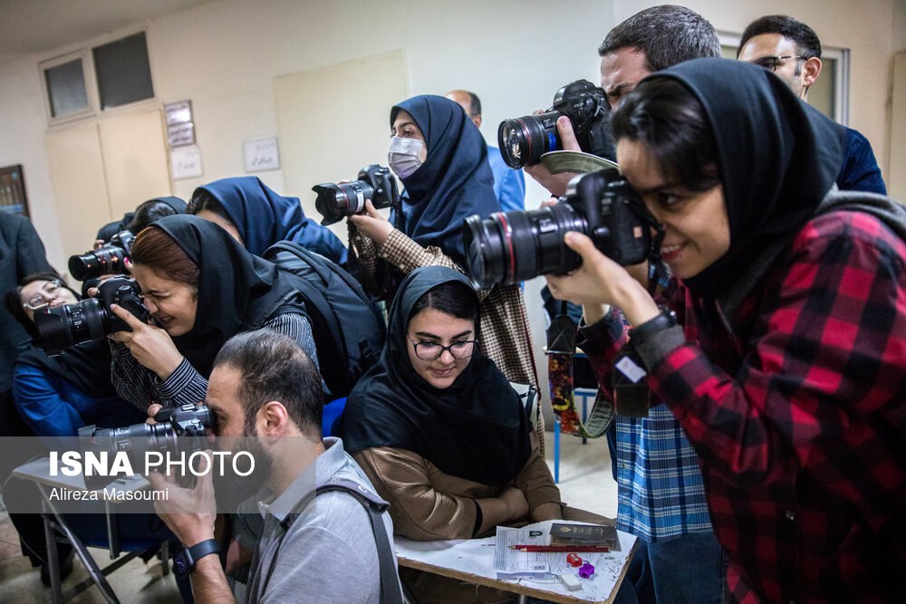 چند تصویر جالب از دخترانی که امروز کنکور داشتند