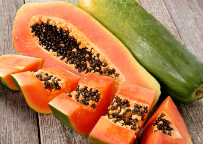 10 ماسک گیاهی برای سفید کردن دست و پا