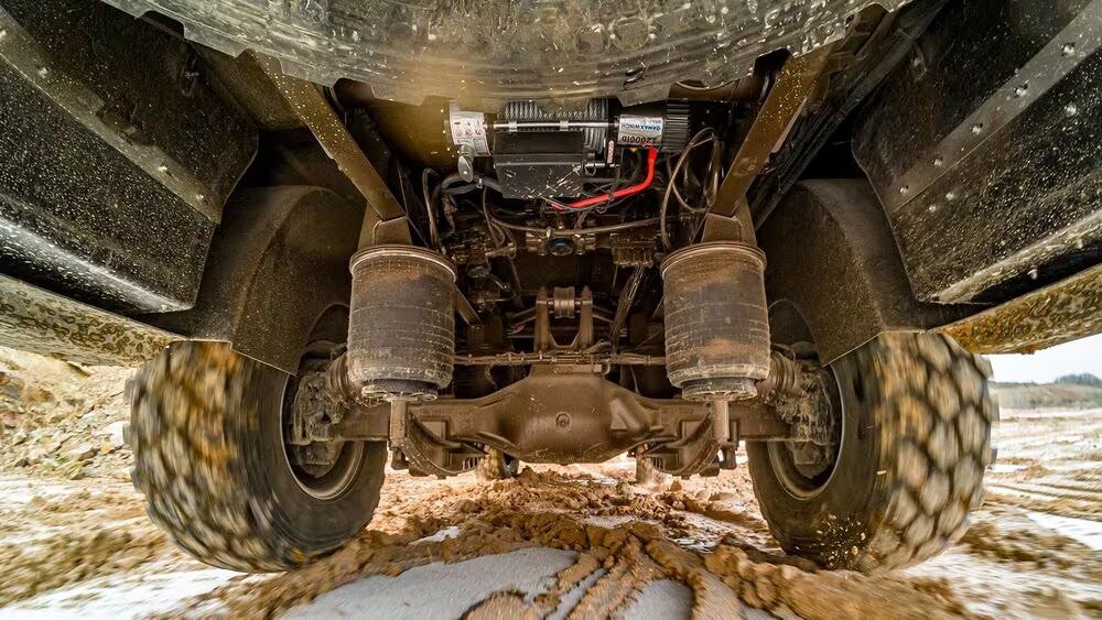 با اتوبوس هم می‌شود به آفرود رفت! /عکس