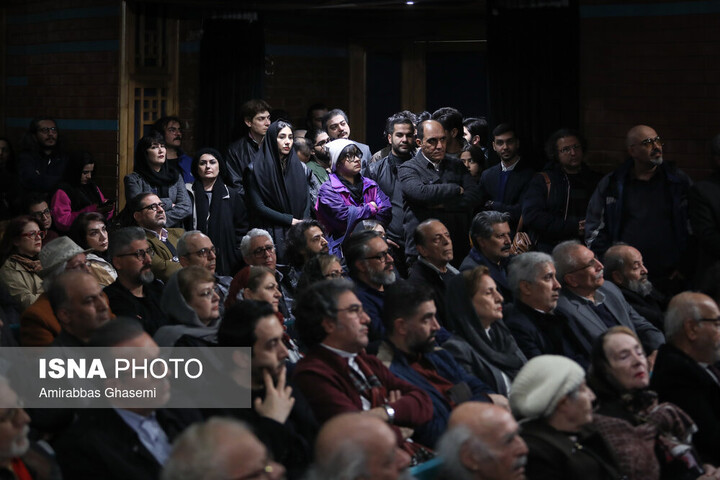 نکوداشت خسرو تئاتر ایران با وصیتی از بهزاد فراهانی