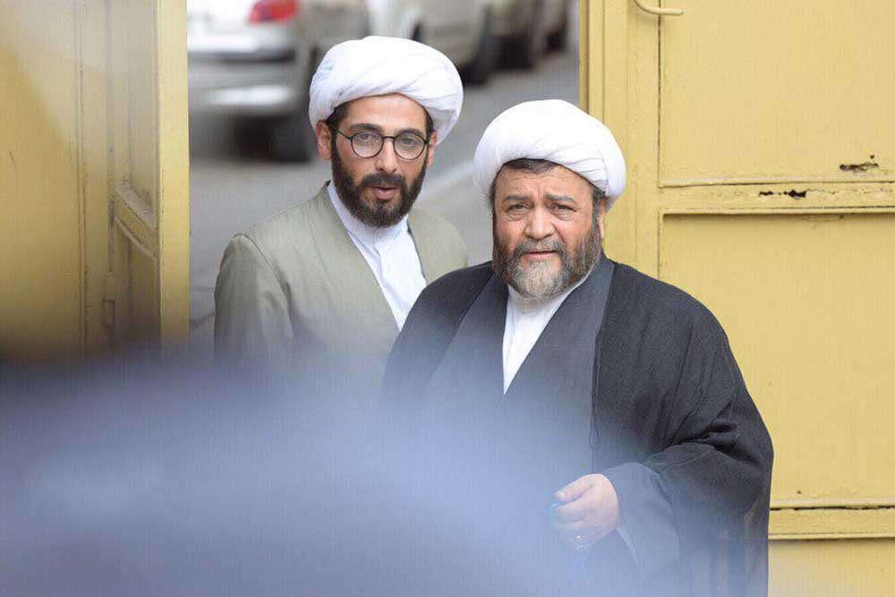 چالش‌ اکران فیلمی درباره یک طلبه‌ جوان؛ سکانسی از بازی لرستانی حذف نشد