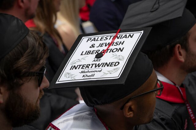 فریاد اعتراض از قلب دانشگاه کلمبیا؛ نه به سرکوب حامیان فلسطین