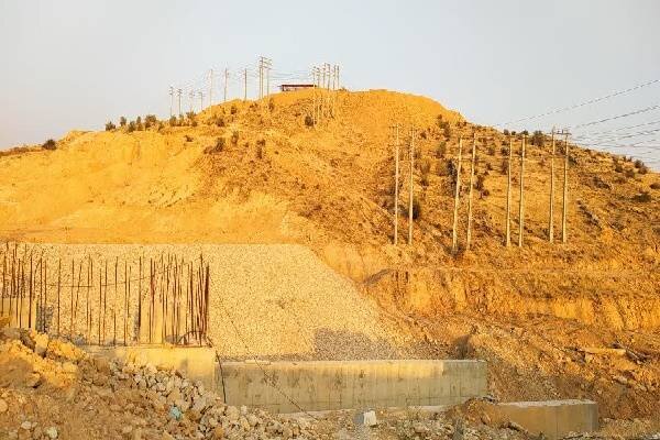 توقف ۱۴ ساله سد سرپری دهدشت؛ طرحی که می‌تواند آب کشاورزی را تامین کند