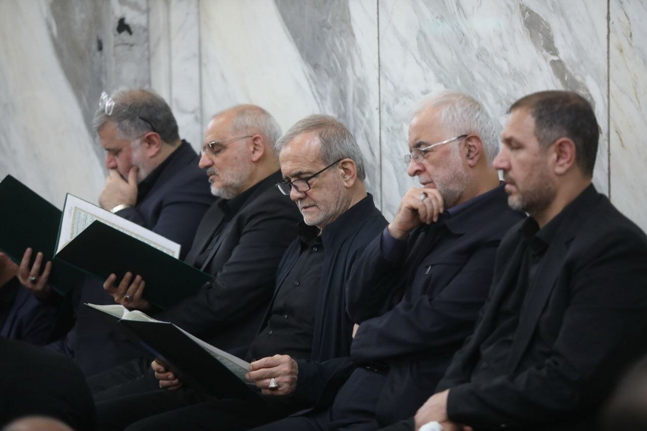 حضور پزشکیان و قالیباف در مراسم ختم شهید سردار محمد کاظمی
