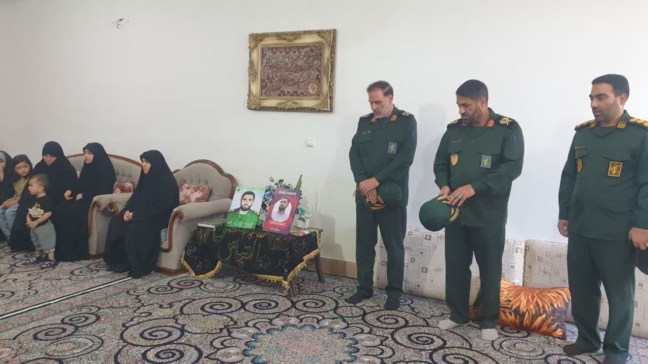 ایستاده در مسیر «ابوذر»