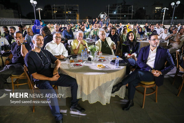 هنرمندان به بهانه انرژی و محیط زیست دورهم جمع شدند