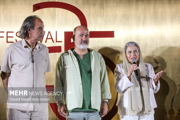 هنرمندان به بهانه انرژی و محیط زیست دورهم جمع شدند