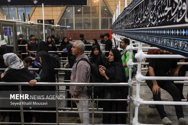 استقبال بیسابقه زائران اربعین در مرزهای خوزستان