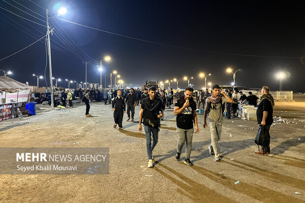 استقبال بیسابقه زائران اربعین در مرزهای خوزستان