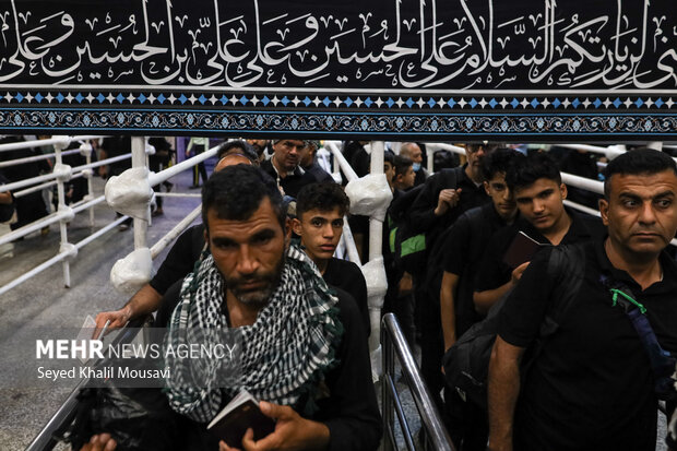 استقبال بیسابقه زائران اربعین در مرزهای خوزستان