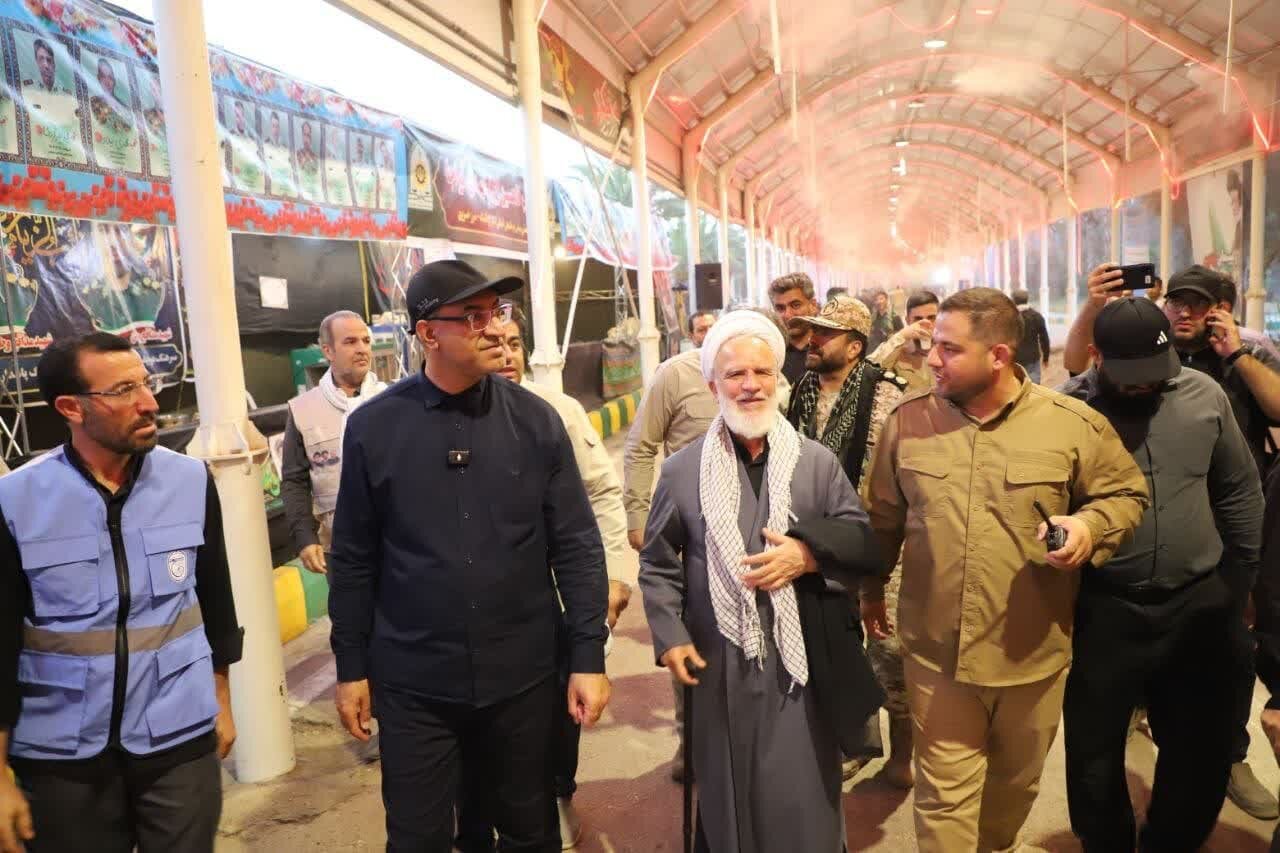 بازدید رئیس دفتر رهبر انقلاب در قم و استاندار کرمانشاه از مرز خسروی