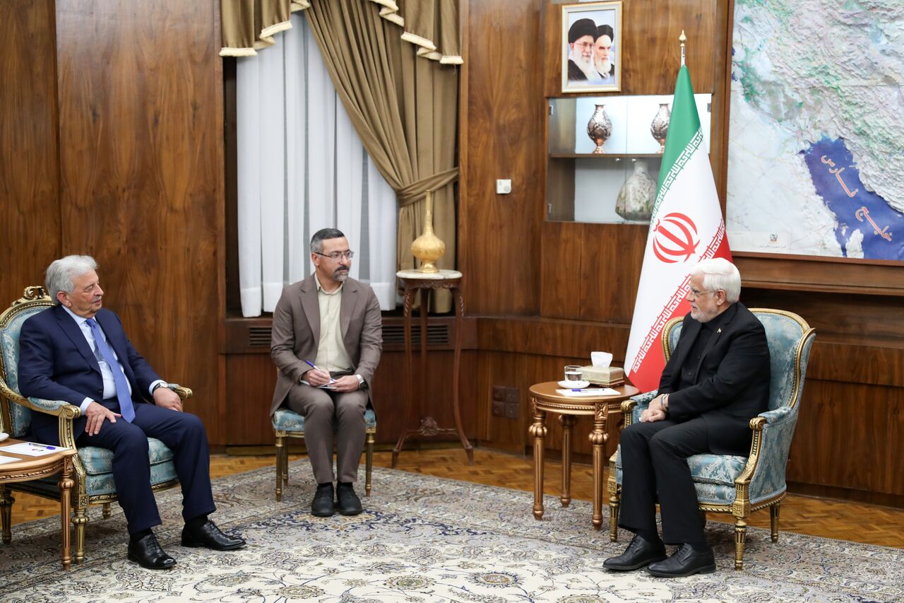 عارف: موضع‌ پاکستان در حمایت از ایران در جنگ ۱۲ روزه بیانگر عمق صمیمیت دو کشور است