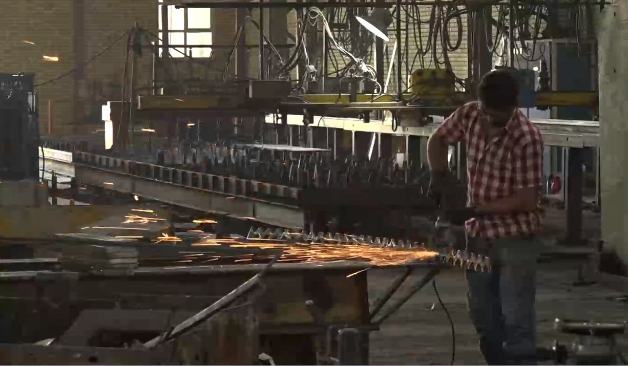 معماهای حل‌نشده یک کارخانه؛ از ارز تا اشتغال!