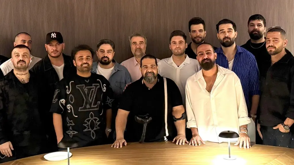 مهمانی_مجلل_ستاره_های_پاپ_و_رپرهای_سرشناس_در_خیابان_فرشته_-1024x574